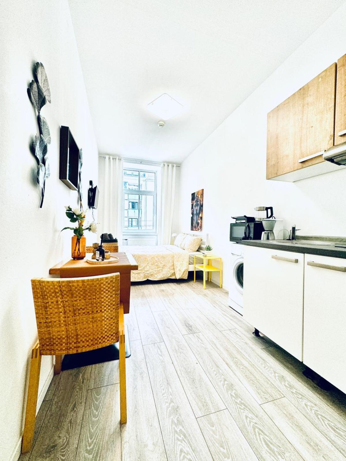 Cozy Apt, 15-min Drive To Schoenbrunn Apartment